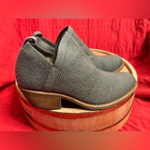 Sofft Arvada Knit Booties Women's Comfort Pull-on Stack Heel Size 7